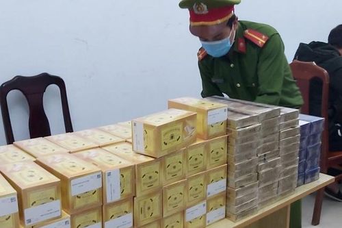 Đà Nẵng: Bắt gần 1.000 bao thuốc lá không rõ nguồn gốc