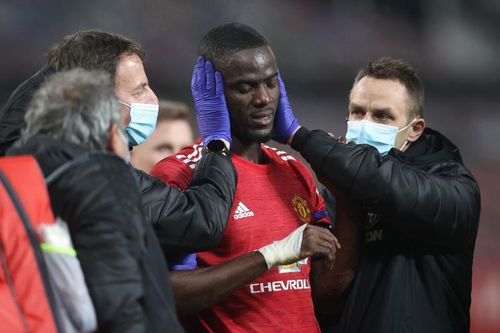 MU gặp họa lớn trước trận đá bù với Burnley