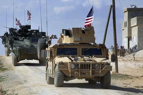 Quân tiếp viện Mỹ vào Syria với vũ khí hạng nặng và xe tăng