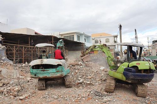 Cưỡng chế thu hồi đất thực hiện dự án Nút giao thông Ngọc Hội