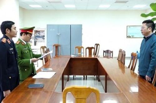 Khởi tố Phó Giám đốc BQL dự án môi trường và biến đổi khí hậu TP.Đồng Hới