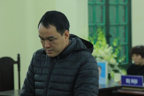 Xe chở rác chạy giờ cấm tông chết nam sinh: Tài xế lĩnh 42 tháng tù