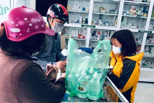 Không để xảy ra tình trạng tăng giá thuốc trong dịp Tết