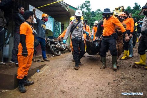 Số người chết trong vụ lở đất tại Indonesia gia tăng