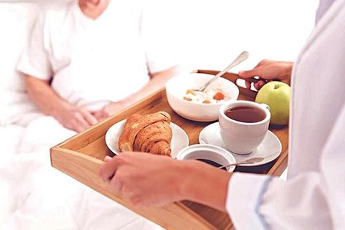 Dinh dưỡng đúng: lời giải cho bệnh nhân đang điều trị ung thư