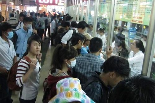 Giá vé tàu xe Tết 'giảm nhiệt'