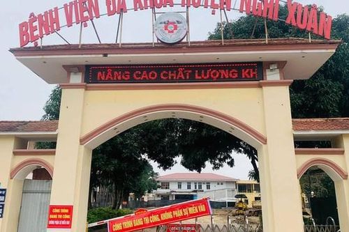 Hà Tĩnh: Hai mẹ con nhập viện sau khi đốt than sưởi ấm