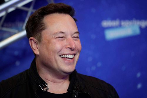 Chỉ với 2 từ, Elon Musk khiến người dùng đổ xô đi tải app