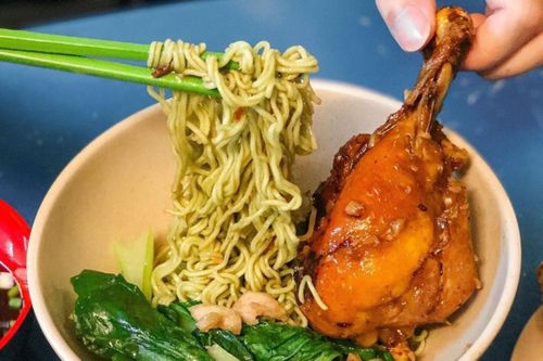 Công thức làm mì gà quay giòn thơm