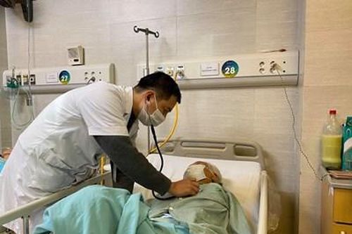 Rét đậm, rét hại nhiều người già, trẻ nhỏ nhập viện