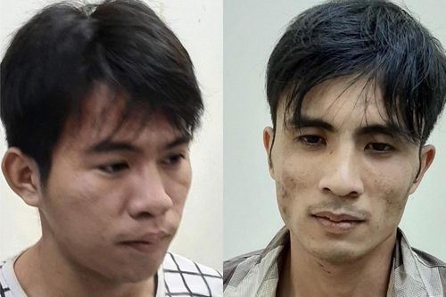 Người dân truy đuổi, bắt 2 tên cướp giật ở TP Thủ Đức