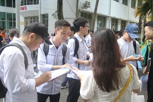 Tuyển sinh 2021: Khuyến khích hình thức tổ chức thi theo nhóm trường