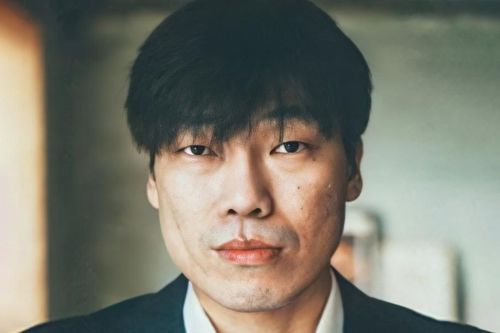 Bạn diễn của Lee Min Ho bị điều tra vì cưỡng bức sao trẻ