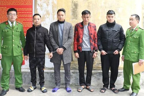Bắt 4 nghi phạm trộm ô tô ở Nghệ An