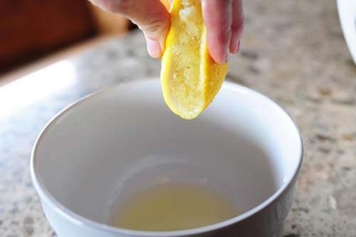 2 cách lấy mụn đầu đen ở mũi không cần nặn