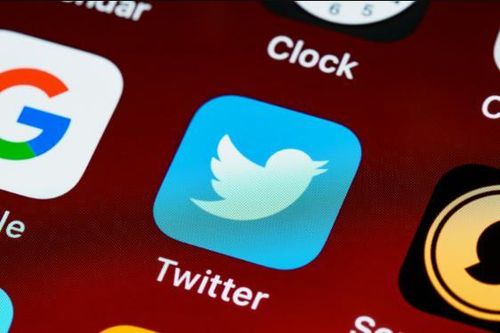 Twitter 'trả giá' sau khi cấm vĩnh viễn tài khoản của ông Trump