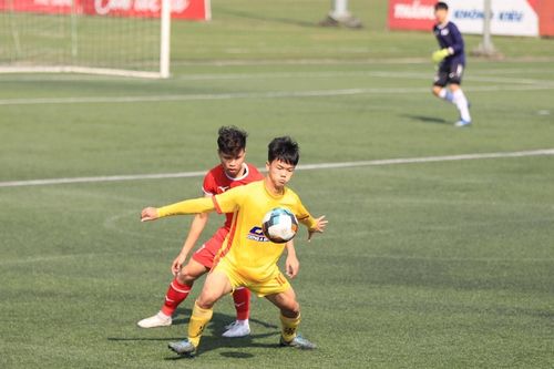 U19 Đông Á Thanh Hóa cầm hòa đương kim vô địch U19 PVF