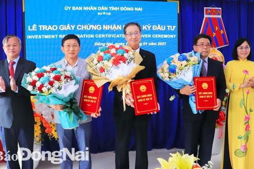 Cấp chứng nhận đầu tư 3 dự án FDI có vốn lớn