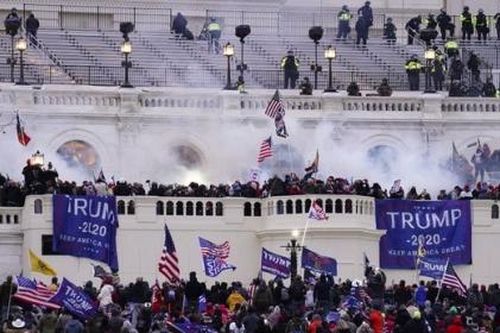 FBI cảnh báo nguy cơ biểu tình có vũ trang ở toàn bộ 50 bang nước Mỹ