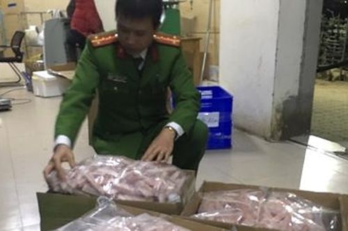 Xử phạt 70 triệu đồng công ty bán thực phẩm không rõ nguồn gốc