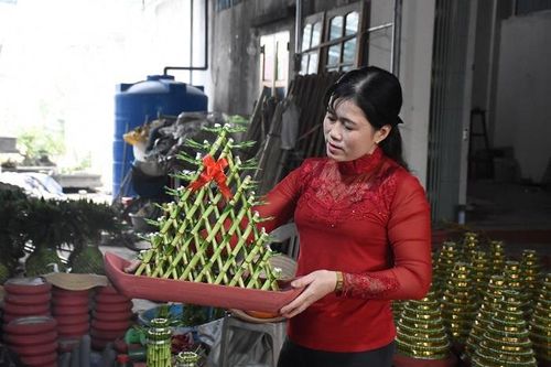 Chế tạo cây phát lộc độc lạ bán ngày Tết, cả làng ở Thái Bình đổi đời