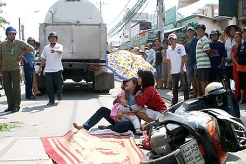 Thấy người gặp nạn không cứu, dù thế nào cũng nên thấy xấu hổ