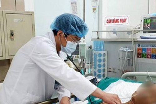 Từ trường hợp ngộ độc tinh dầu, cảnh báo những lưu ý khi dùng tinh dầu để tránh gặp họa