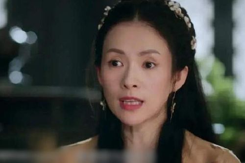 Sao Hoa ngữ diễn xuất khoa trương, cảnh khóc như cười