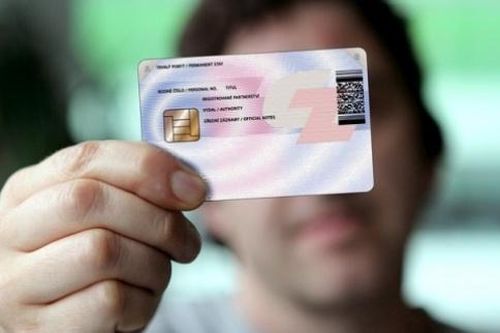 Công an TP.HCM lý giải việc chậm cấp CCCD gắn chip