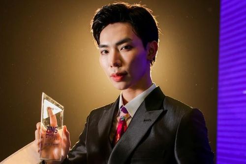 Erik: 'Tôi muốn xóa định kiến về việc chỉ hát được ballad'
