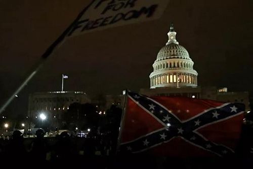 Hạ viện Mỹ thông qua nghị quyết kêu gọi phế truất TT Donald Trump