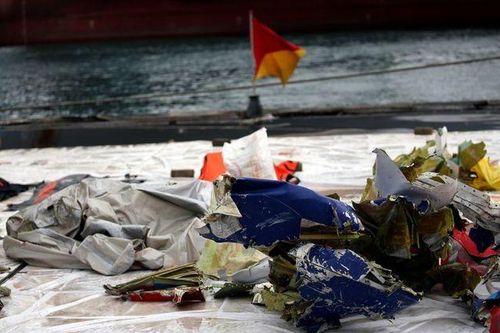 Indonesia hy vọng hôm nay tìm được hộp đen thứ 2 của chiếc máy bay bị rơi