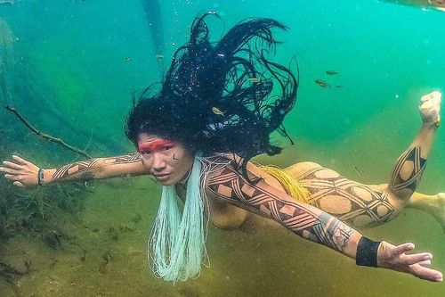 Mãn nhãn bộ ảnh về cuộc sống nguyên sơ của thổ dân Brazil trong rừng sâu