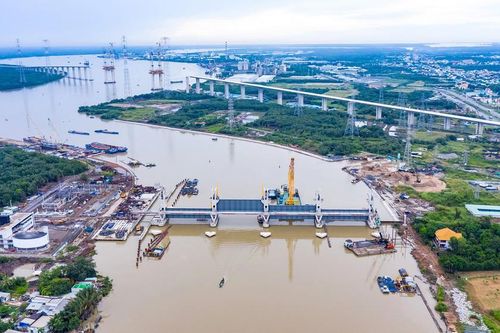Bị 'đắp chiếu', siêu dự án chống ngập ở TPHCM thiệt hại hơn 45 tỷ đồng