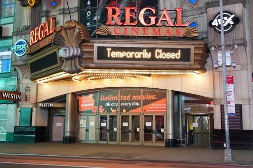 Doanh thu phòng vé của Hollywood thấp nhất gần 40 năm vì COVID-19