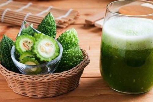6 tác dụng tuyệt vời nếu bạn uống nước ép khổ qua