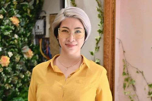 Bị 'ném đá' vì dạy làm pate 100 triệu, Pha Lê lên tiếng: 'Xin phép được cười vào mặt các em'