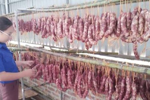 Đưa đặc sản lạp sườn gác bếp Bắc Kạn đi khắp mọi miền
