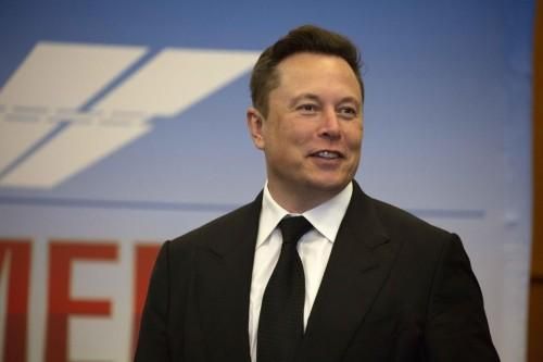 Cổ phiếu Tesla tăng 4,7% giúp Elon Musk quay lại vị trí người giàu nhất hành tinh