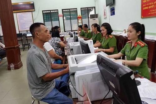 TP.HCM chưa cấp thẻ căn cước công dân gắn chip vì chưa có máy móc