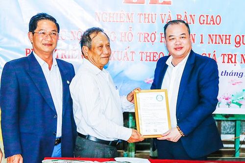 Hợp tác xã Nông nghiệp 1 Ninh Quang: Nhận gói hỗ trợ trị giá 320 triệu đồng