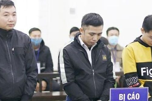 Chiếm đoạt gần 2,8 tỷ đồng do lỗi quẹt thẻ của ngân hàng