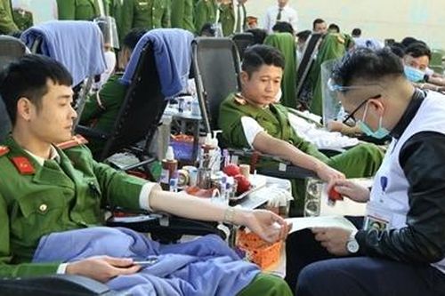 Học viện CSND hiến hơn 1.200 đơn vị máu