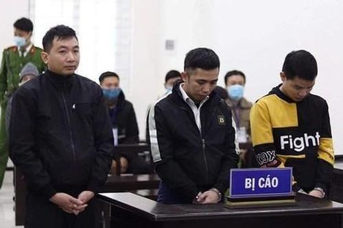 'Rút ruột' tiền tỷ của ngân hàng từ 'lỗ hổng'