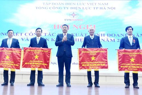 Đồng hành cùng ngành điện Thủ đô