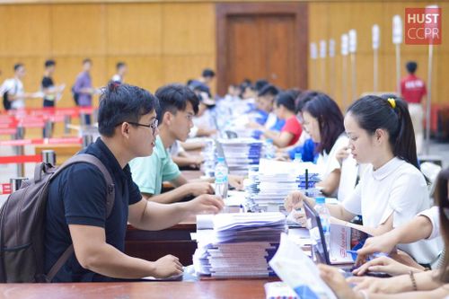 Thưởng gần 11 tỉ đồng cho hơn 3.600 bài báo khoa học trên tạp chí quốc tế