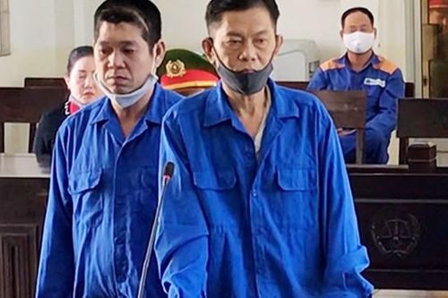 An Giang: Mua gần 33 lít xăng đốt nhà người tình, 2 bị cáo lãnh 43 năm tù