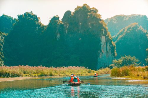 Vẻ yên bình của Tràng An nhìn từ trên cao