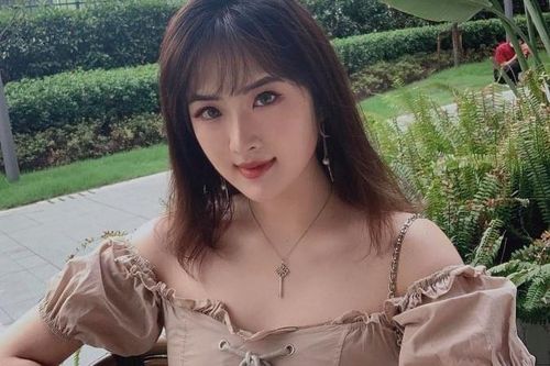 Nhan sắc 'công chúa Huawei' Diêu An Na
