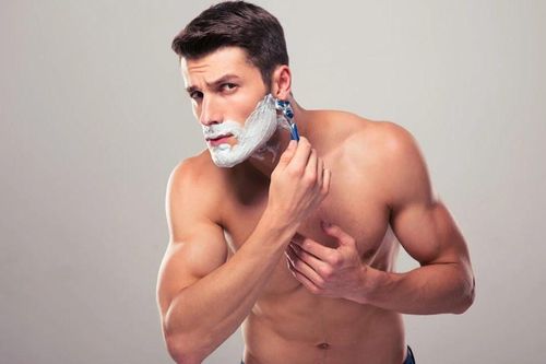 4 cách giúp nam giới trông trẻ hơn